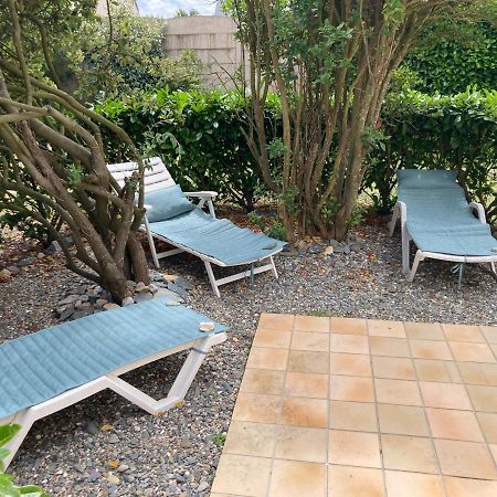 Maison Familiale Dans Une Rue Paisible Gouville-sur-Mer Екстериор снимка