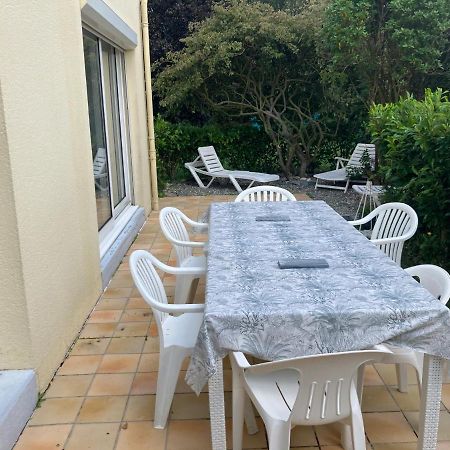 Maison Familiale Dans Une Rue Paisible Gouville-sur-Mer Екстериор снимка
