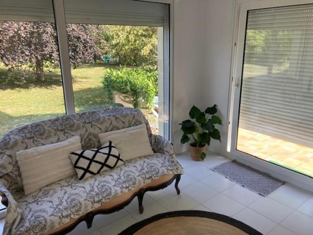 Maison Familiale Dans Une Rue Paisible Gouville-sur-Mer Екстериор снимка
