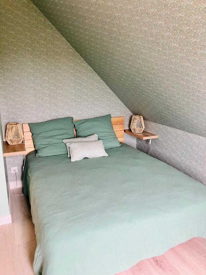 Maison Familiale Dans Une Rue Paisible Gouville-sur-Mer Екстериор снимка